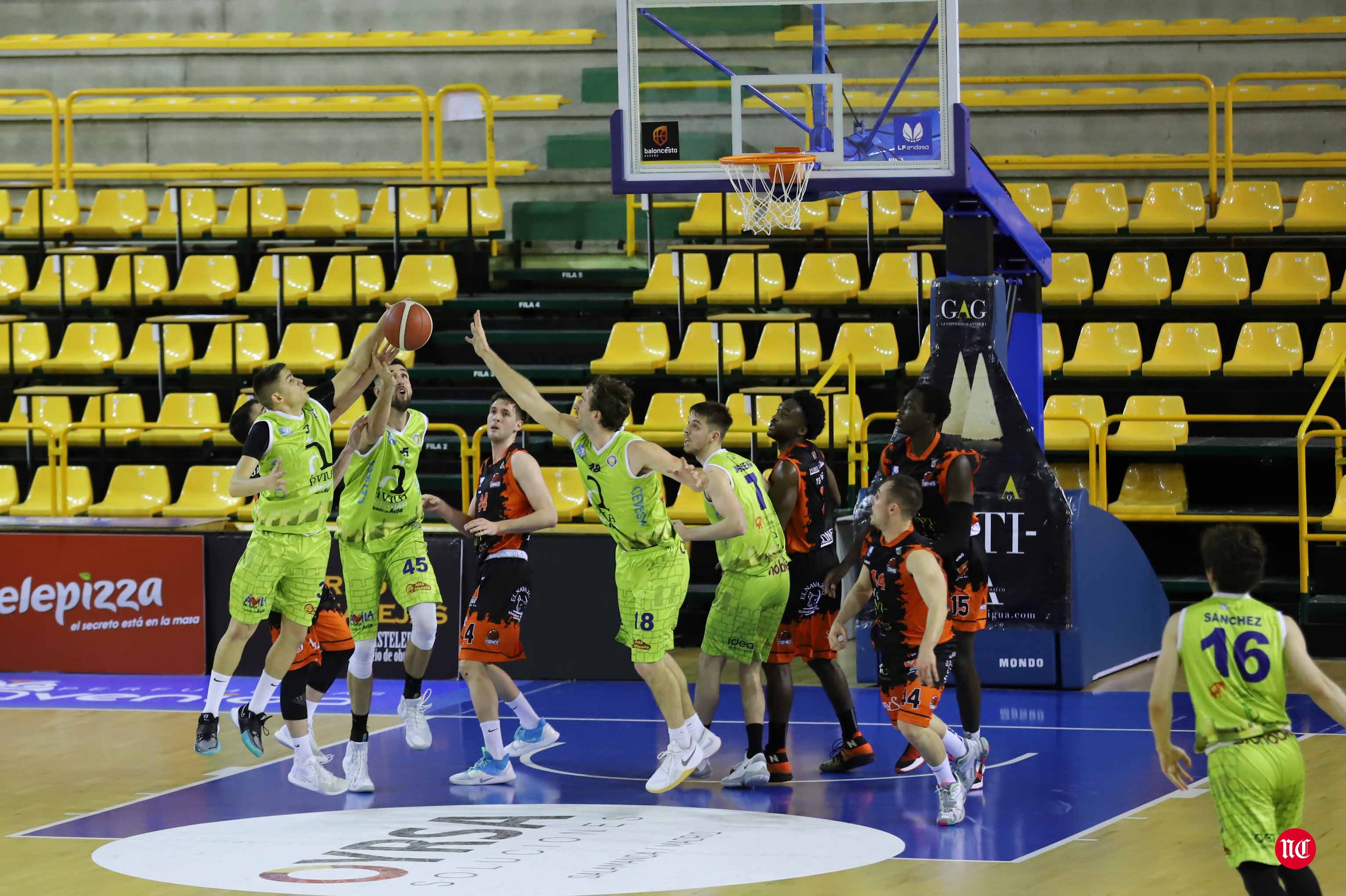 Fotos: CB Tormes 83 - 80 Óbila Club de Basket