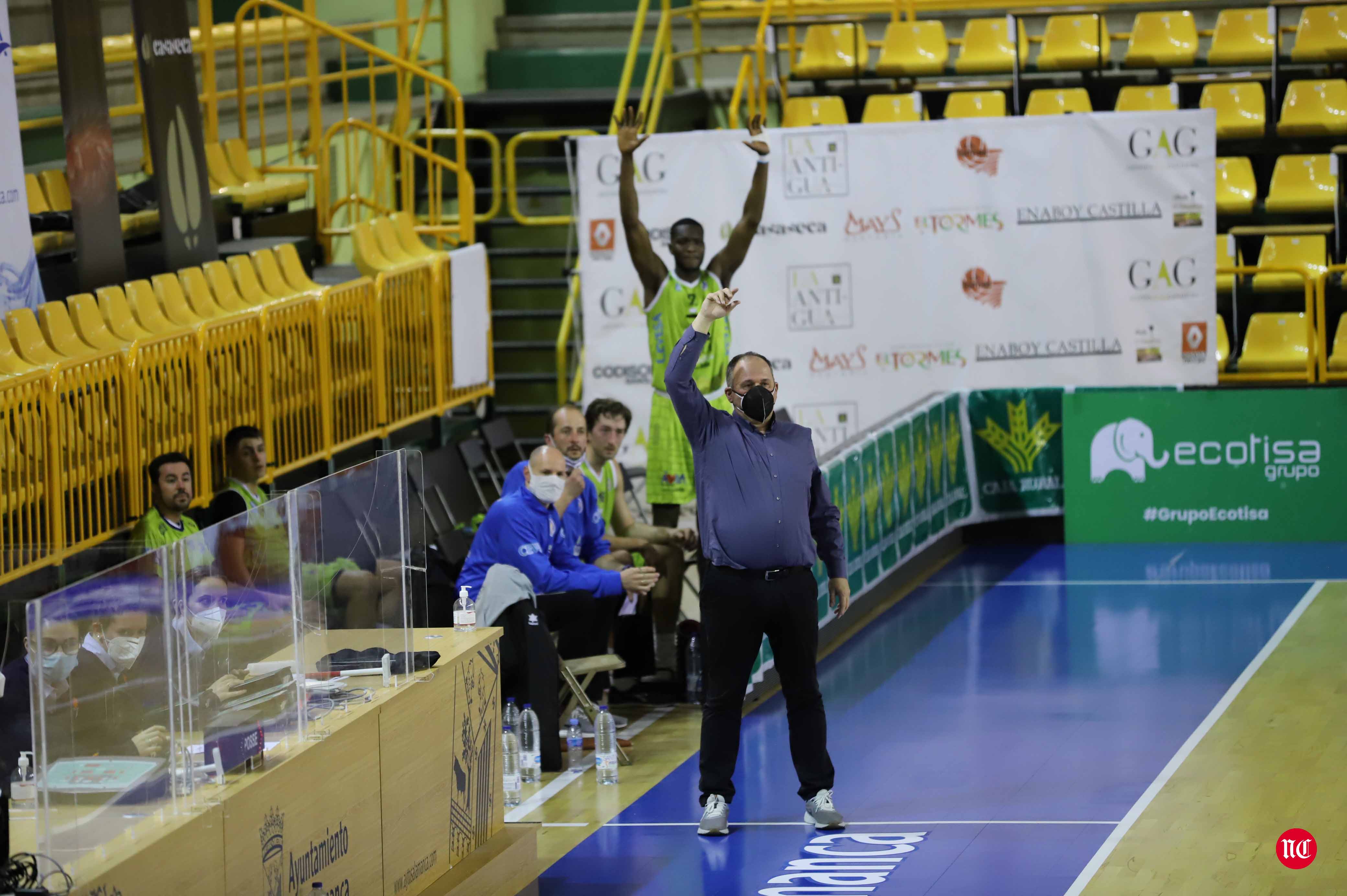 Fotos: CB Tormes 83 - 80 Óbila Club de Basket