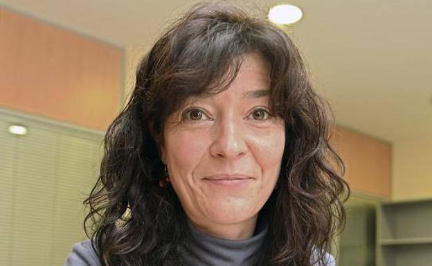 Marta Navazo, en su despacho de la Universidad de Burgos.