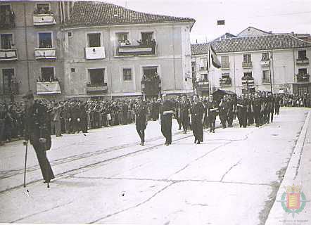 Fotos: Estampas del Valladolid antiguo (LXVII): homenaje a Onésimo Redondo