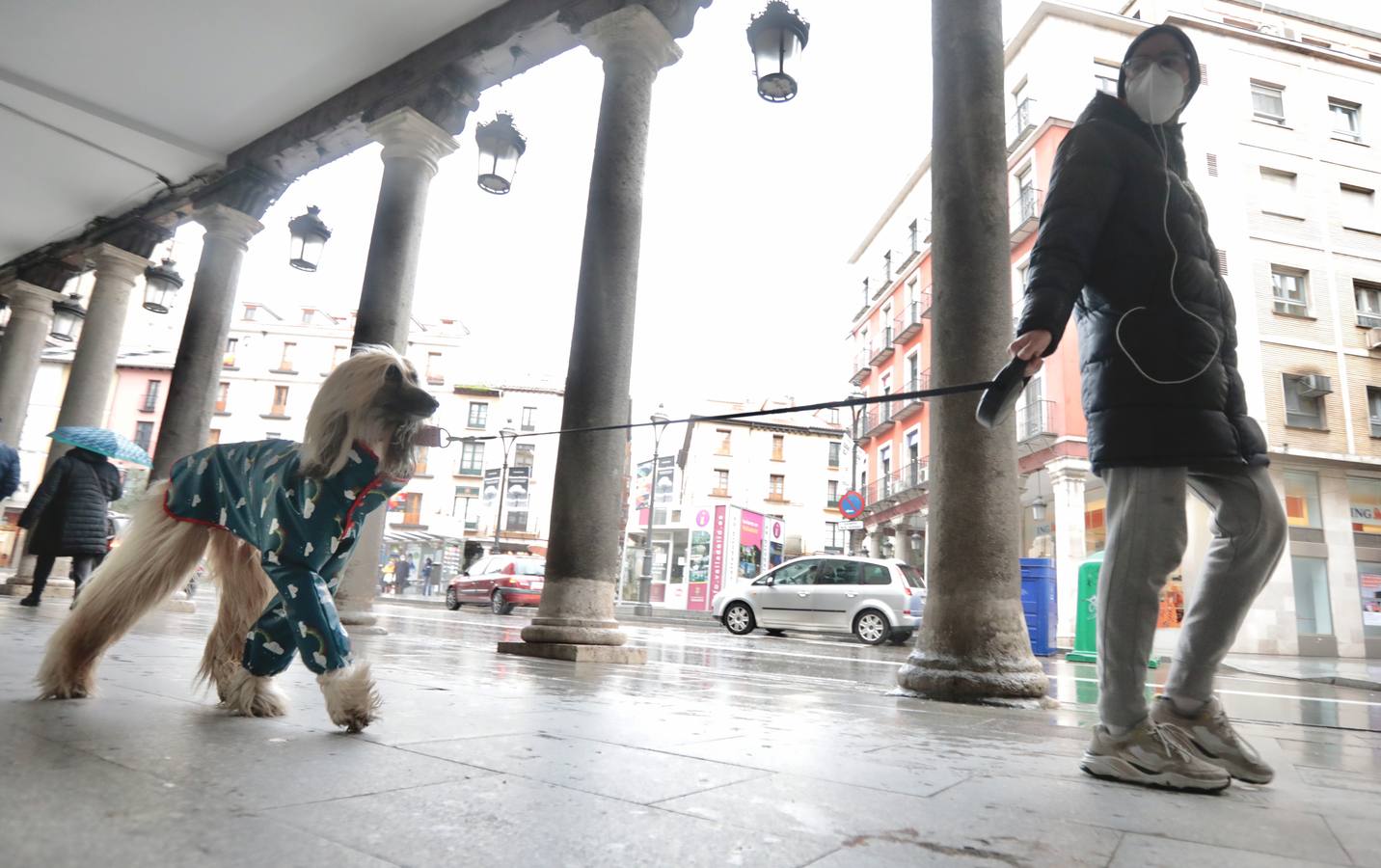 Fotos: Día de lluvia en Valladolid