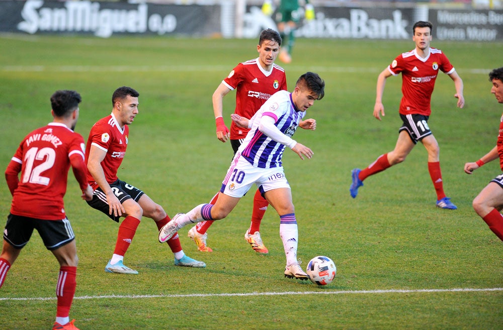 Fotos: Derrota del Real Valladolid Promesas ante el Burgos
