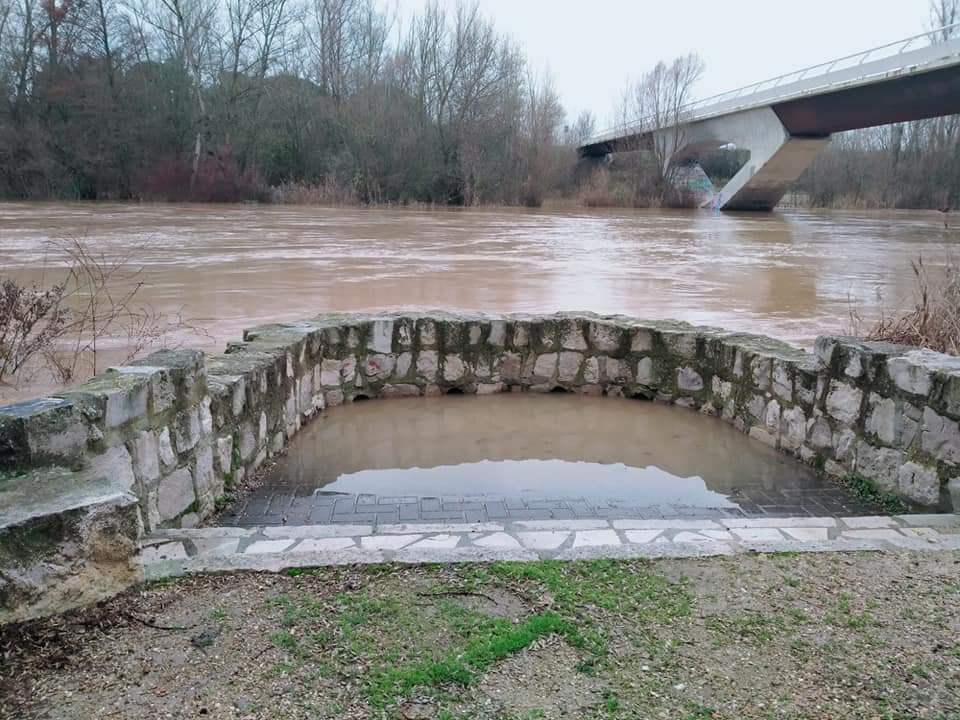 El Duero a su paso por Tudela de Duero. 