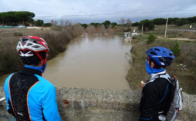 El Adaja, a su paso por Tordesillas.