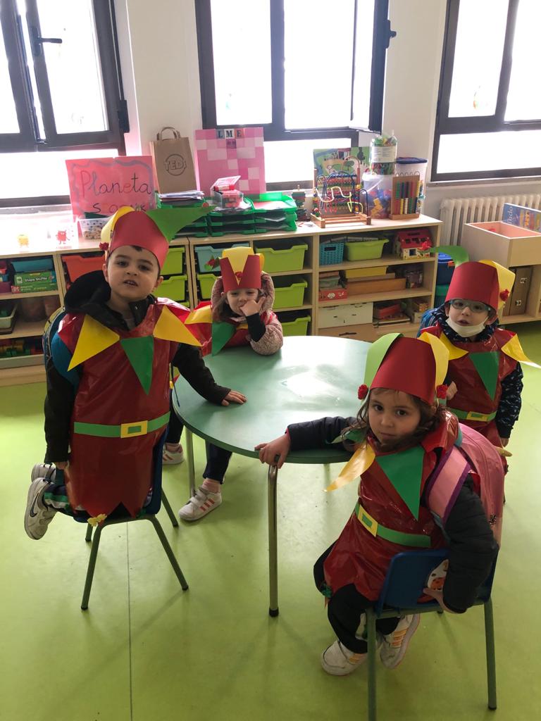 Fotos: Carnaval en el colegio Santa Teresa de Jesús de Valladolid