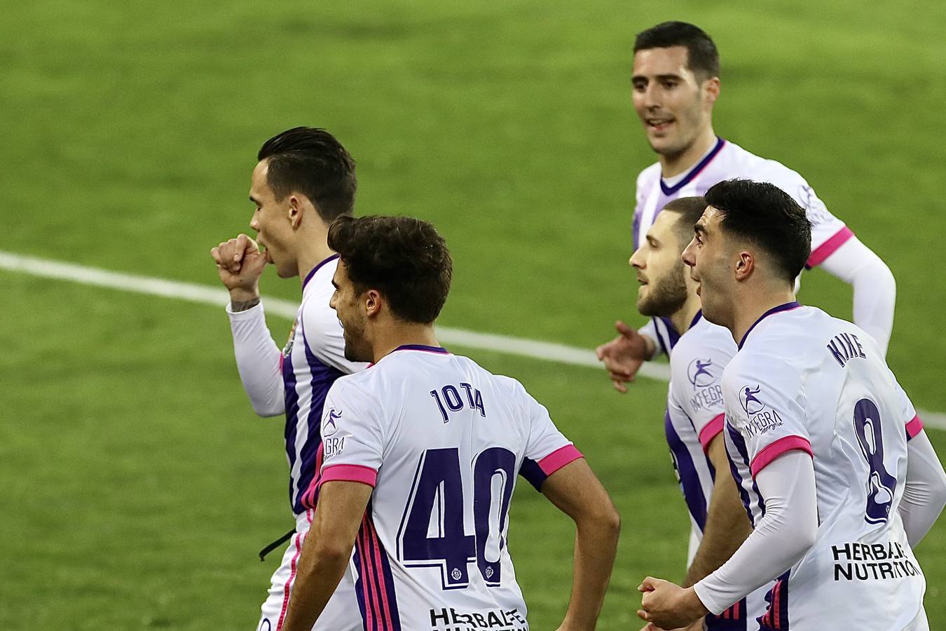 Fotos: El Real Valladolid empata en Eibar (1-1)