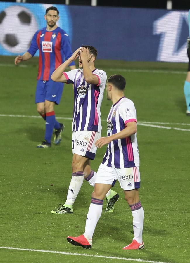 Fotos: El Real Valladolid empata en Eibar (1-1)