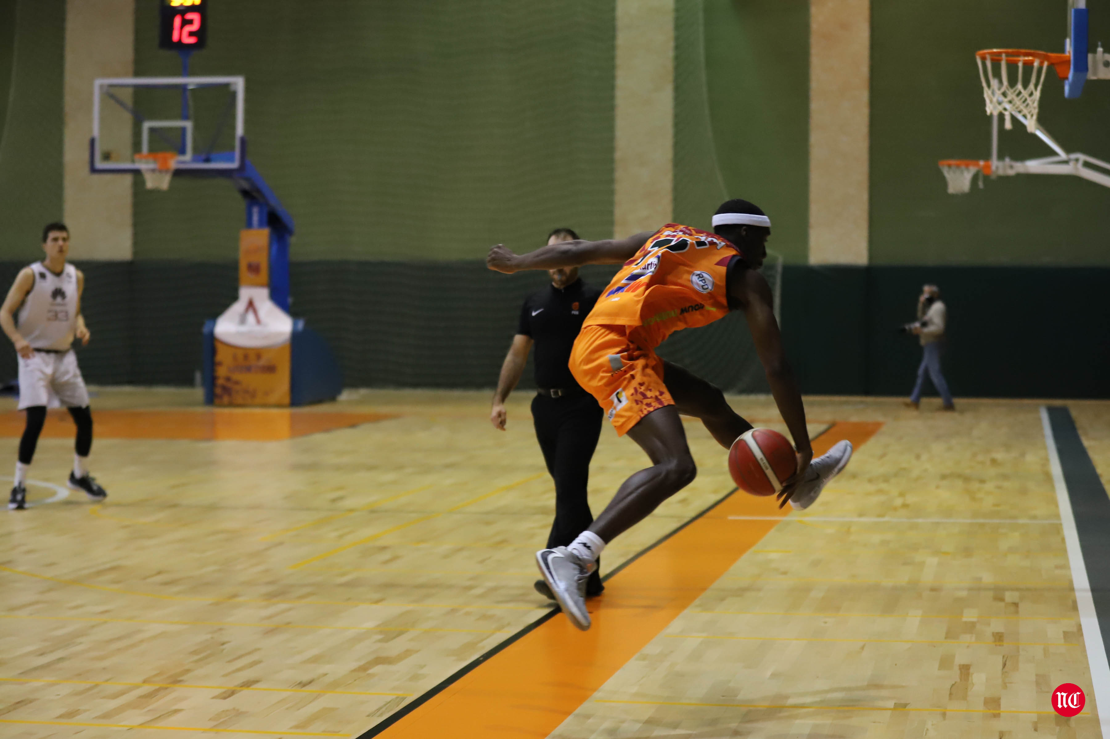 Aquimisa Carbajosa 75-68 Zentro Basket Madrid