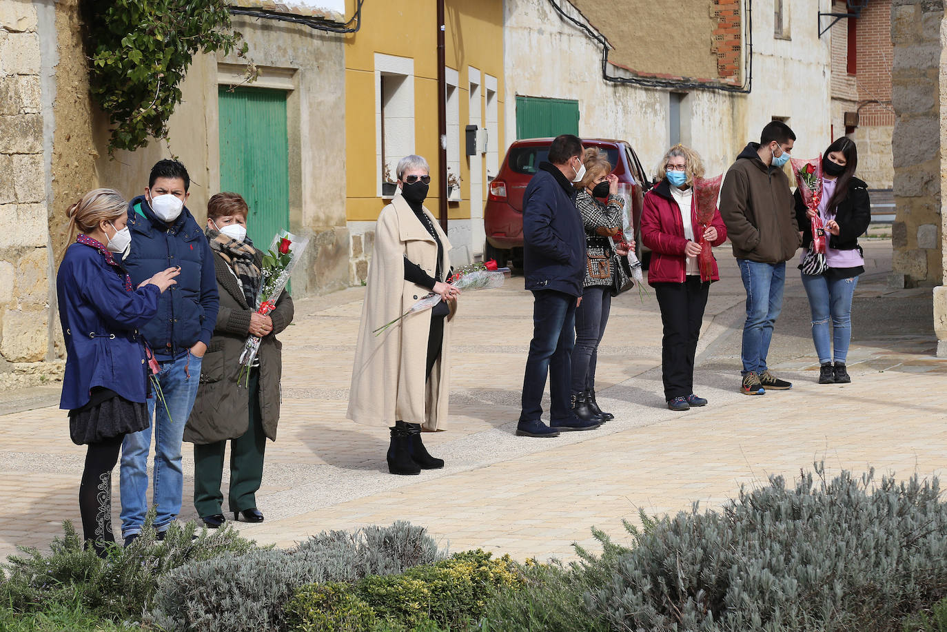 Enamorados del medio rural y reivindicando que es un buen sitio para vivir.