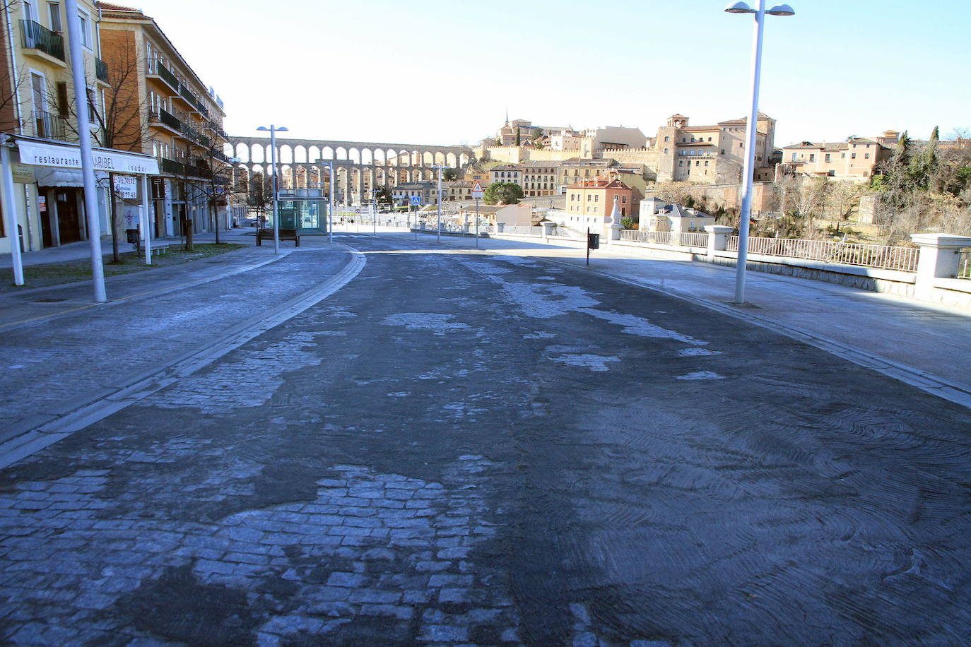 Tramo de la avenida donde se sustituirá el adoquín.