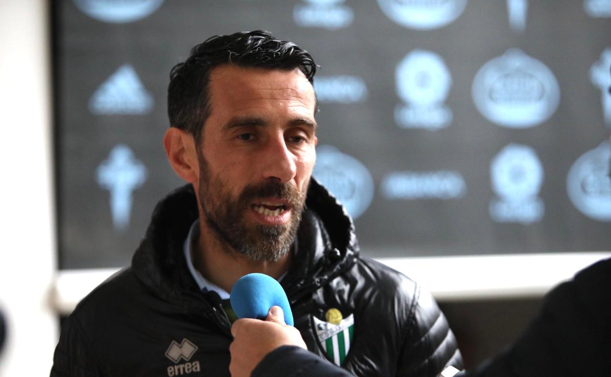 Chuchi Jorqués: «Cuando se queda el Celta B con uno menos es cuando peor estamos y eso no es comprensible»