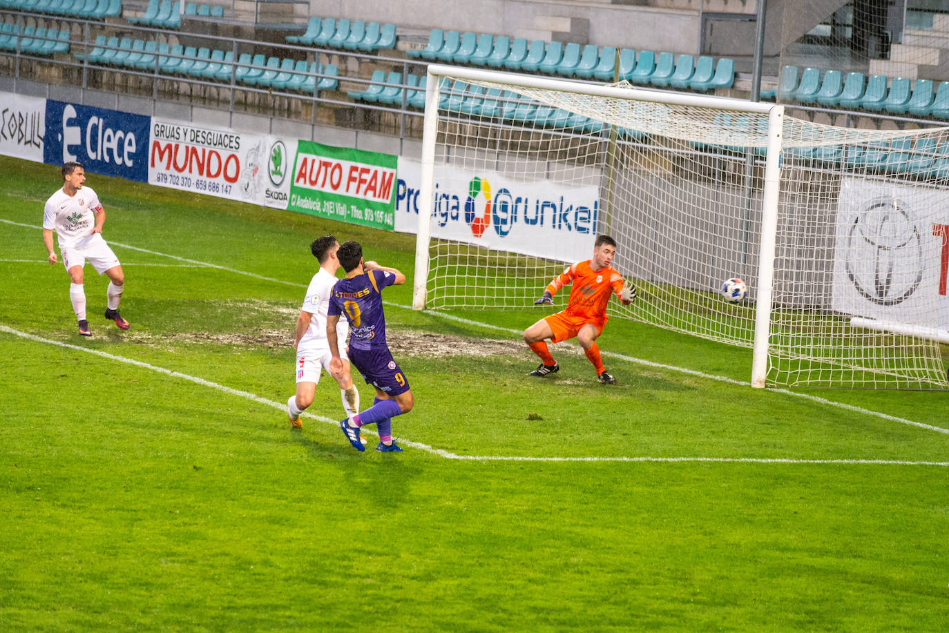 Fotos: Palencia Cristo-Santa Marta (1-0)