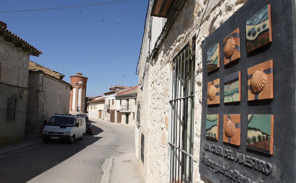 Calle del Medio de Ciguñuela, donde nació Dióscoro Galindo.