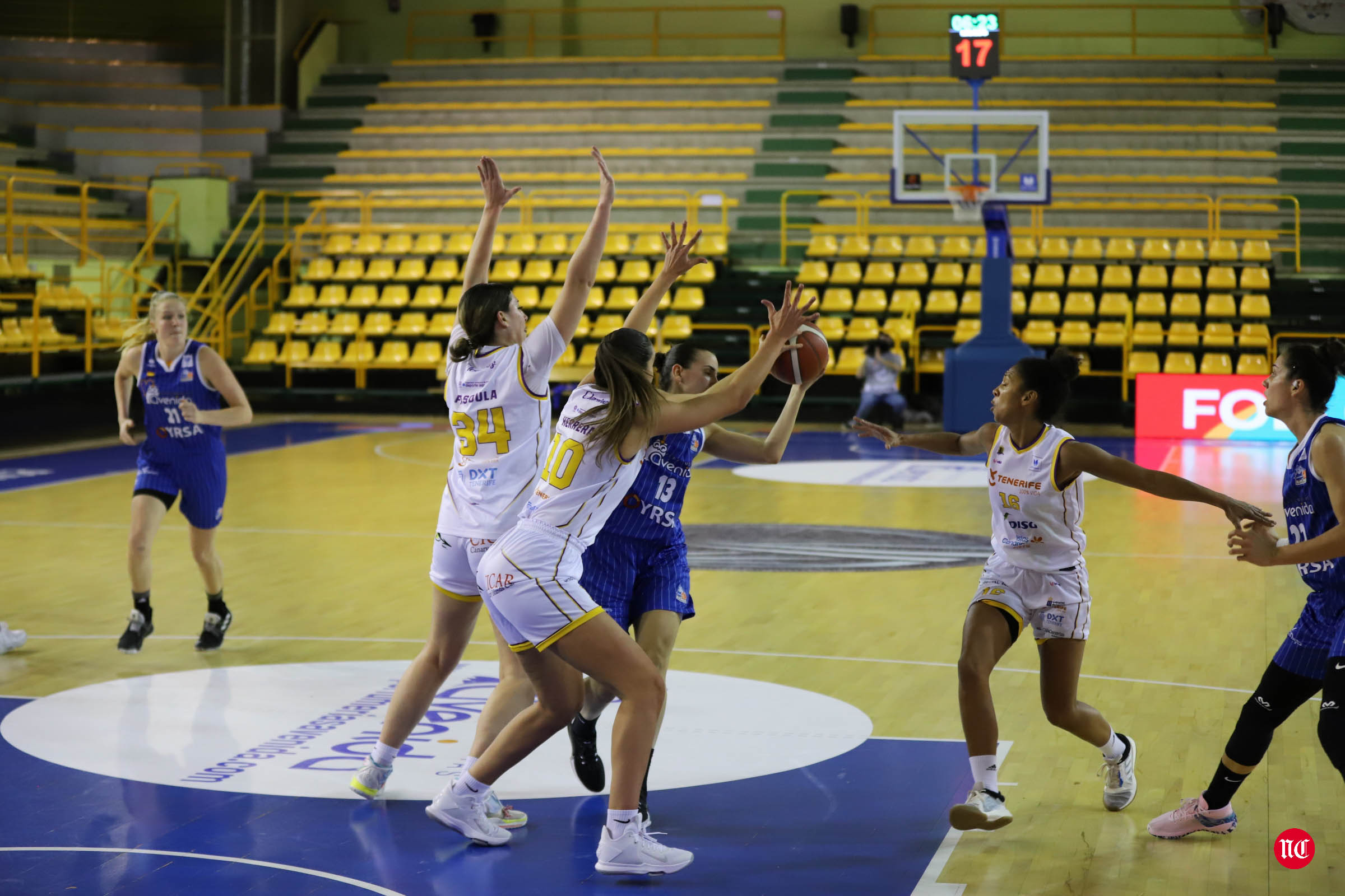 Fotos: Avenida 76-36 Ciudad de la Laguna