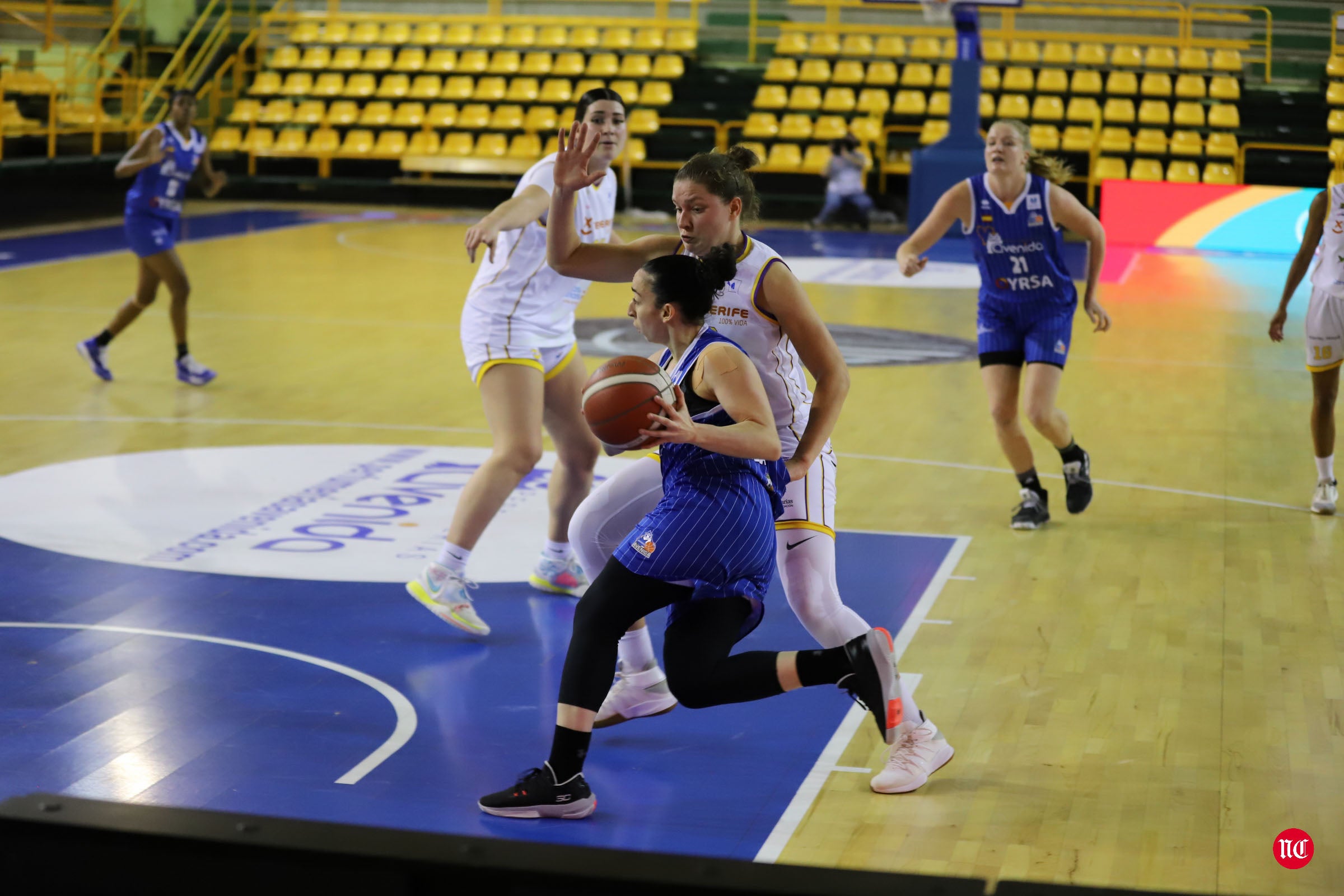 Fotos: Avenida 76-36 Ciudad de la Laguna