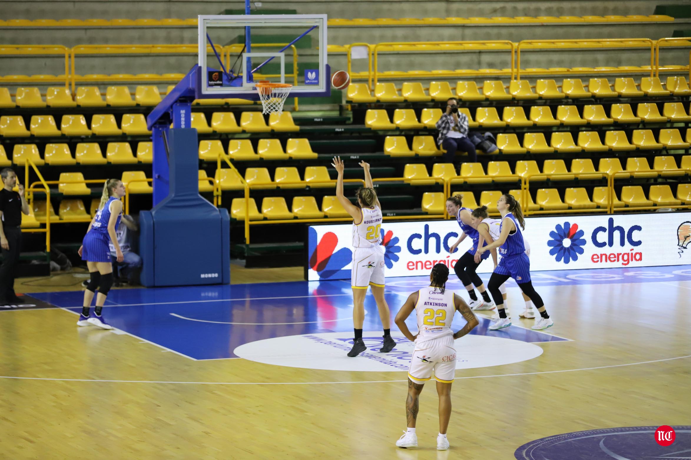 Fotos: Avenida 76-36 Ciudad de la Laguna