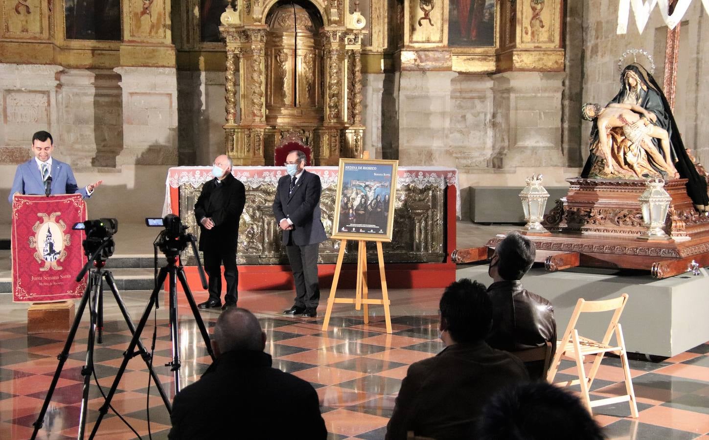 Fotos: Presentación del cartel de la Semana Santa de Medina de Rioseco