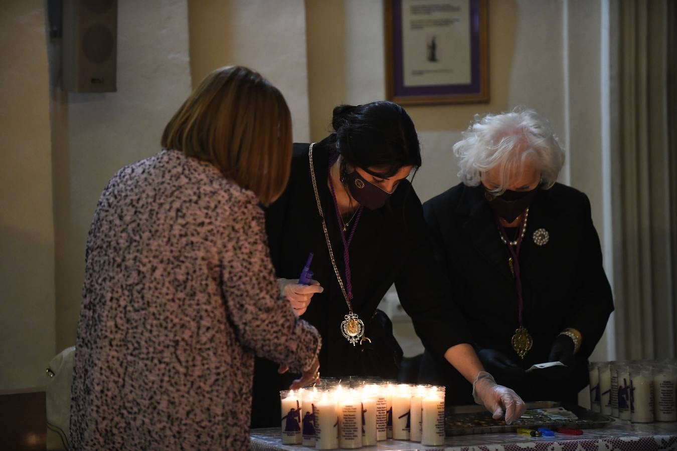 Fotos: Besapié al Nazareno en la Iglesia de Jesús de Valladolid