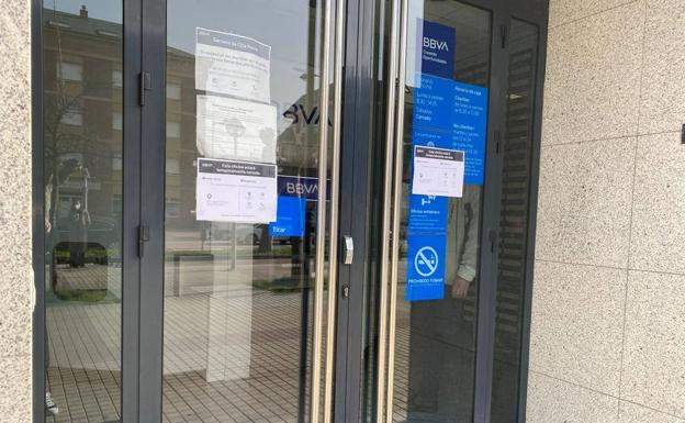 Imagen de la sucursal del BBVA en la que se ha producido el atraco.