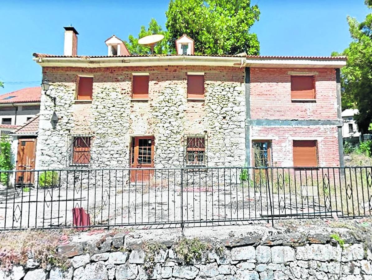 El nuevo refugio de Cardaño de Abajo avanza en sus obras para abrir en verano
