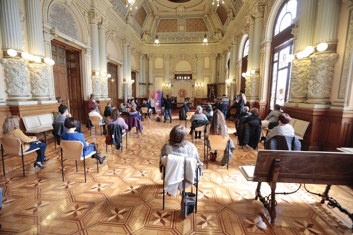 Fotos: Celebración del Día de la Mujer en el Ayuntamiento de Valladolid