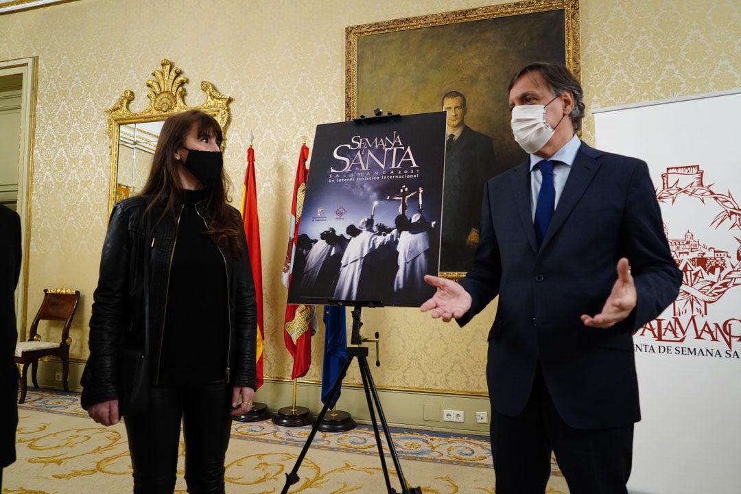 Acto de presentación del cartel anunciador de la Semana Santa de Salamanca