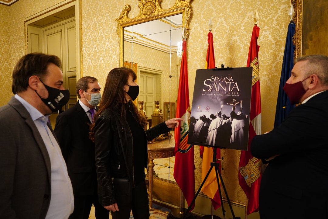 Acto de presentación del cartel anunciador de la Semana Santa de Salamanca