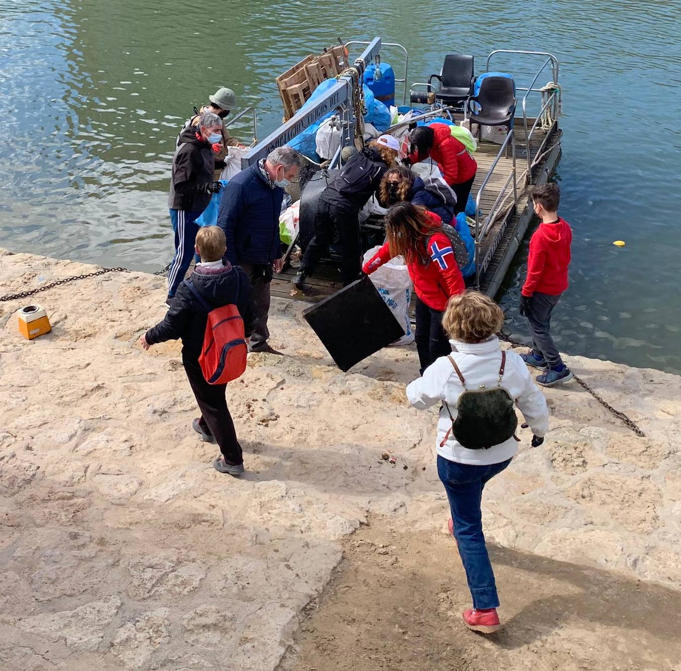 Fotos: Batida de limpieza en al ribera del Pisuerga a su paso por Valladolid