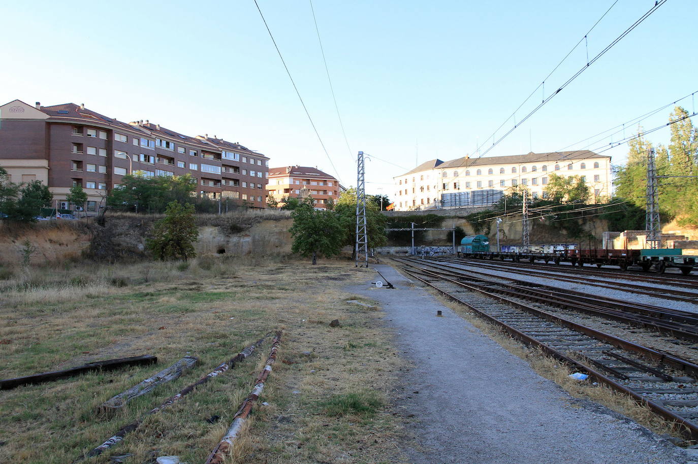 Terrenos en los que se pretende construir la nueva estación de autobuses de Segovia.