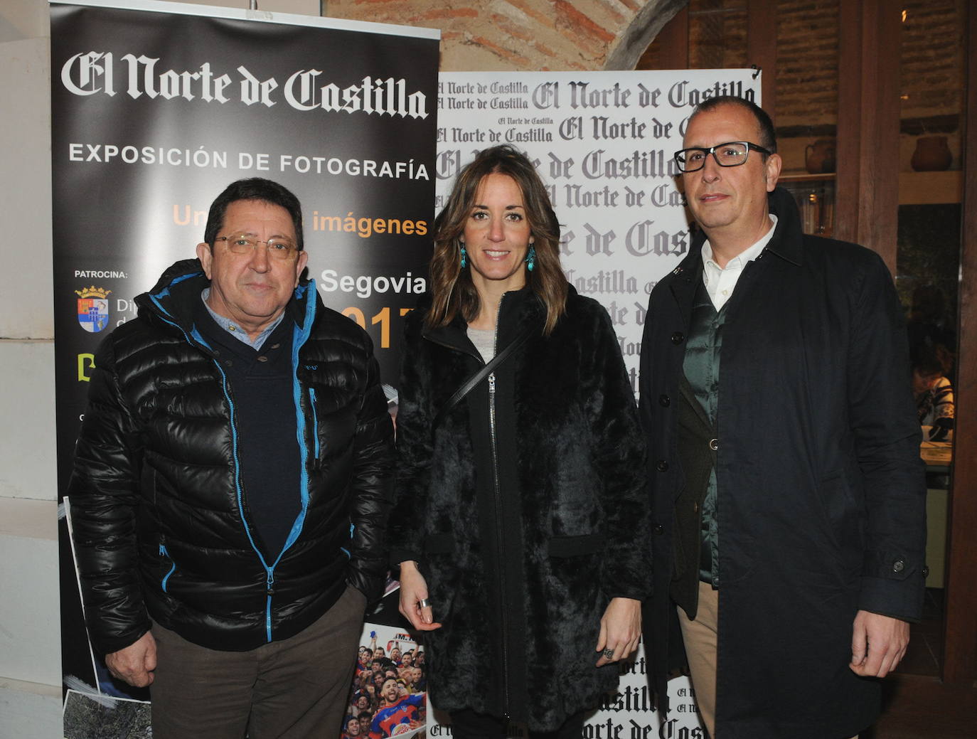 Con el periodista Antonio García Revilla y su compañera de Corporación Raquel Fernández, en 2017.