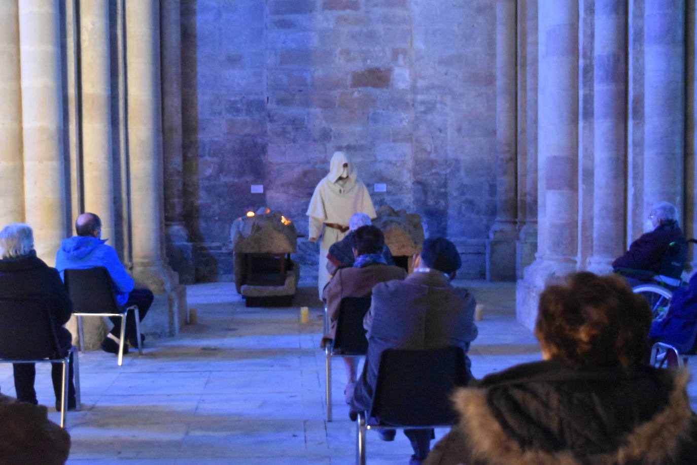 Fotos: Visita teatralizada al monasterio Santa María la Real