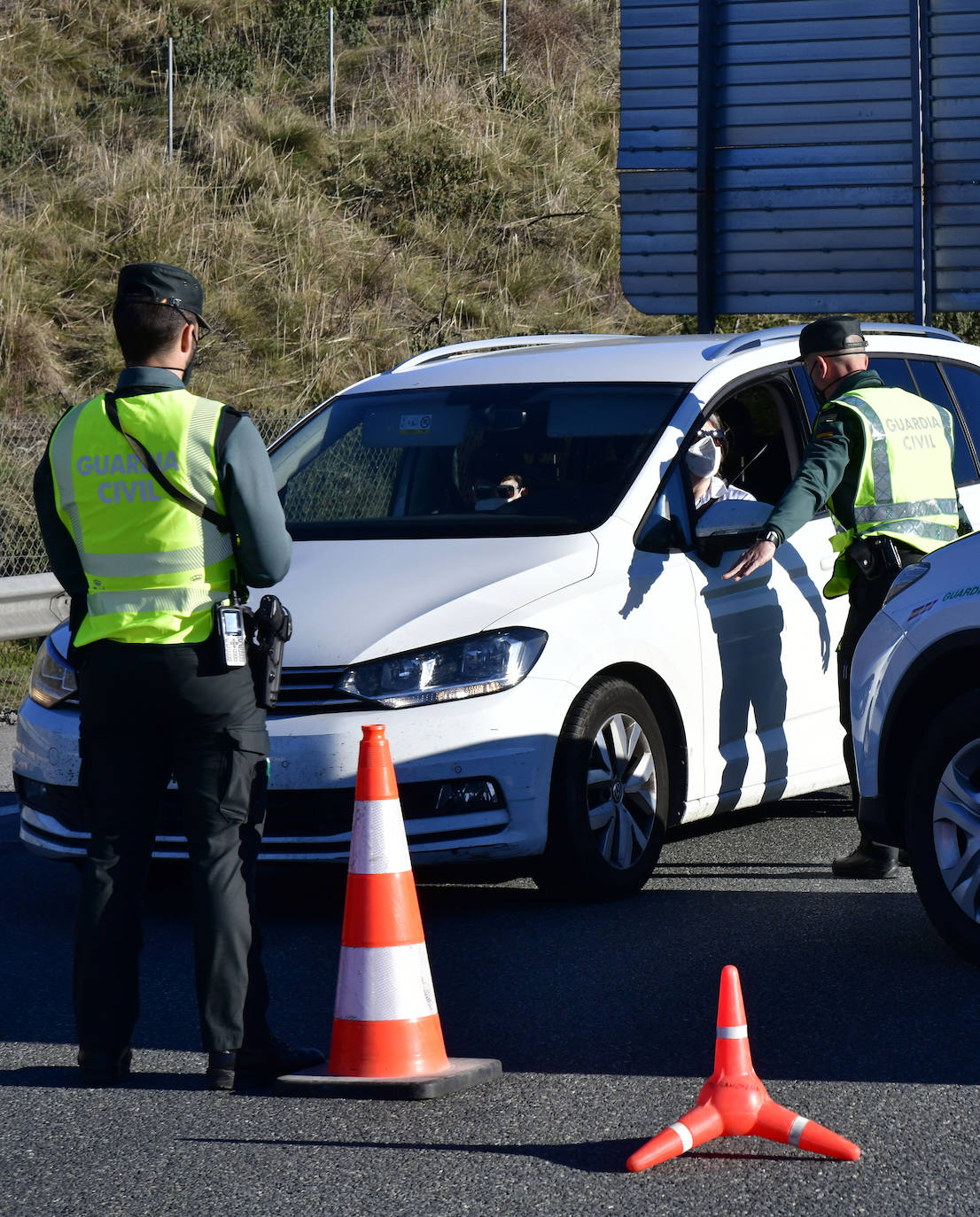 Controles policiales con motivo del cierre perimetral 