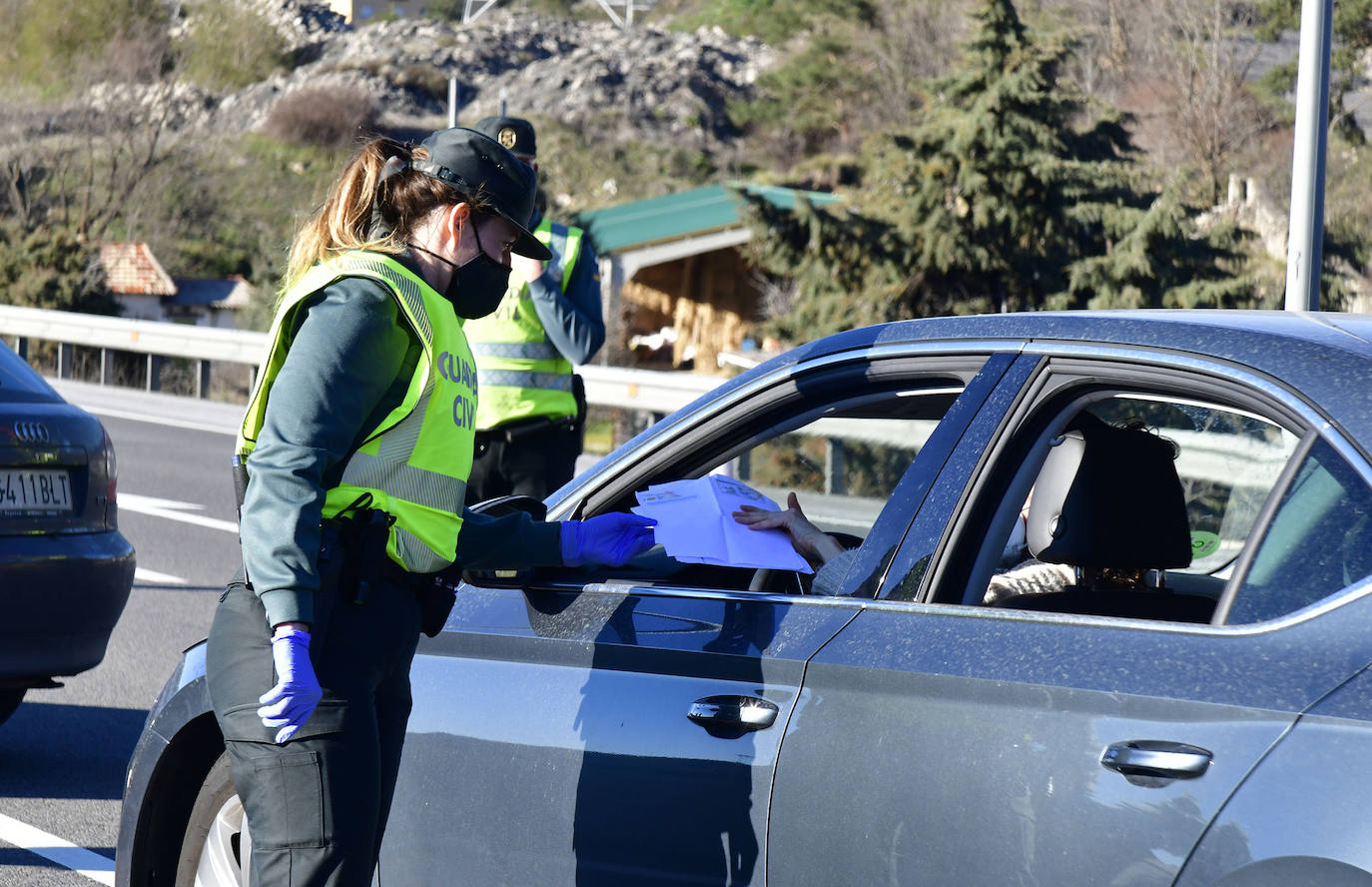 Controles policiales con motivo del cierre perimetral 