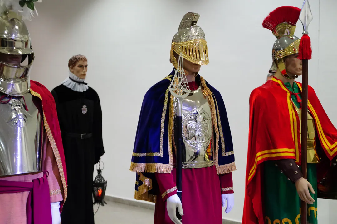 La exposición 'Procesión' se puede contemplar en el Palacio de Congresos de Salamanca 