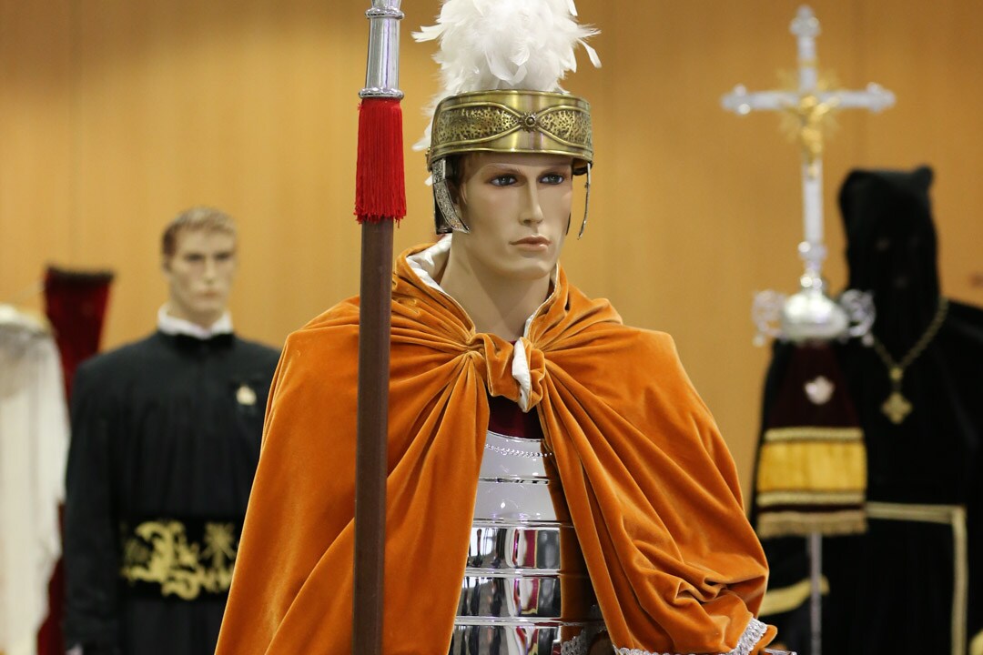 La exposición 'Procesión' se puede contemplar en el Palacio de Congresos de Salamanca 