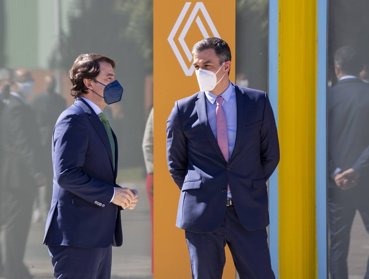 Fotos: El Rey visita la fábrica de Renault en Palencia