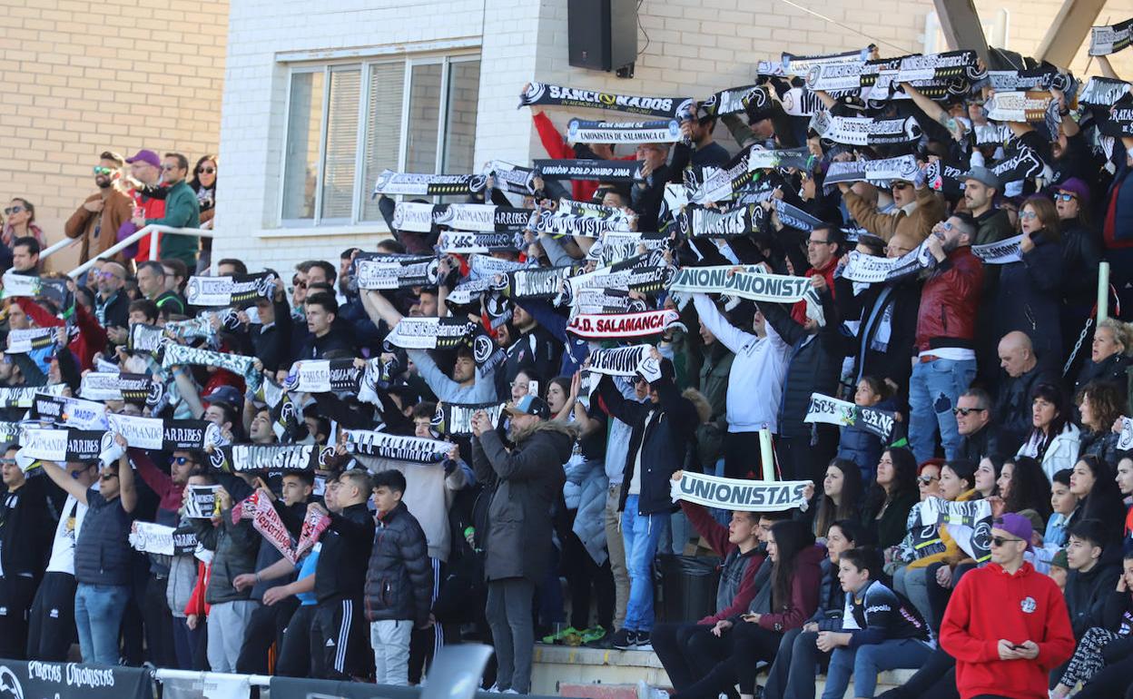 Un total de 85 socios de Unionistas podrán ver en directo la final por la PRO ante el Racing de Ferrol en el Reina Sofía