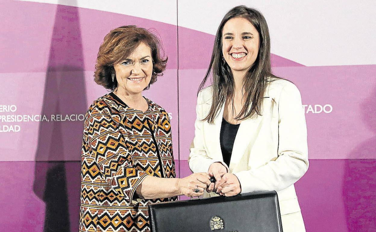 Carmen Calvo e Irene Montero.