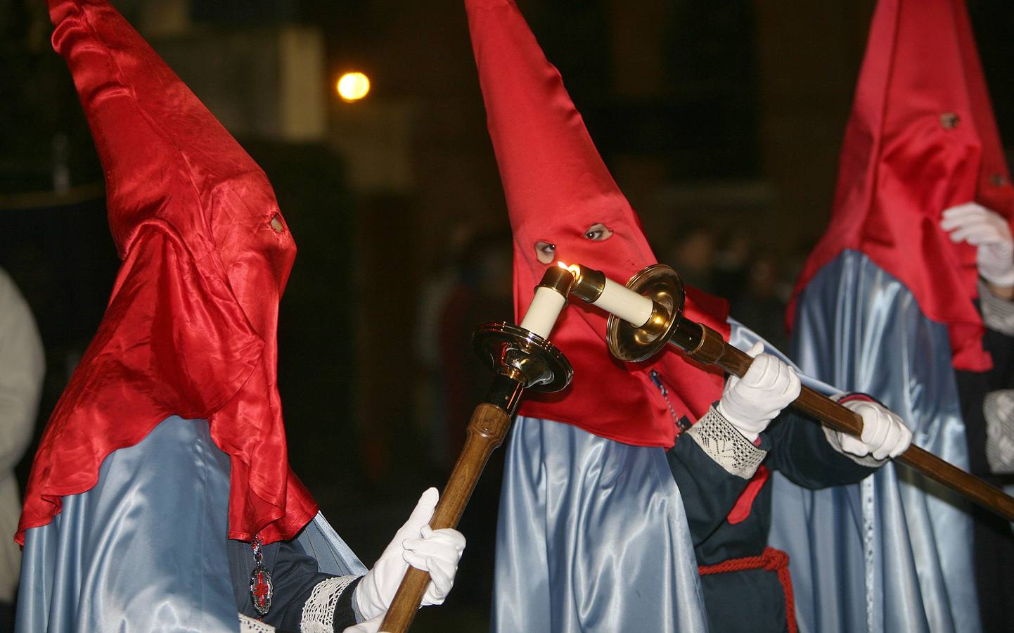 2010. Procesión de la Exaltación de la Santa Cruz y Nuestra Señora de los Dolores en el barrio de Las Delicias.