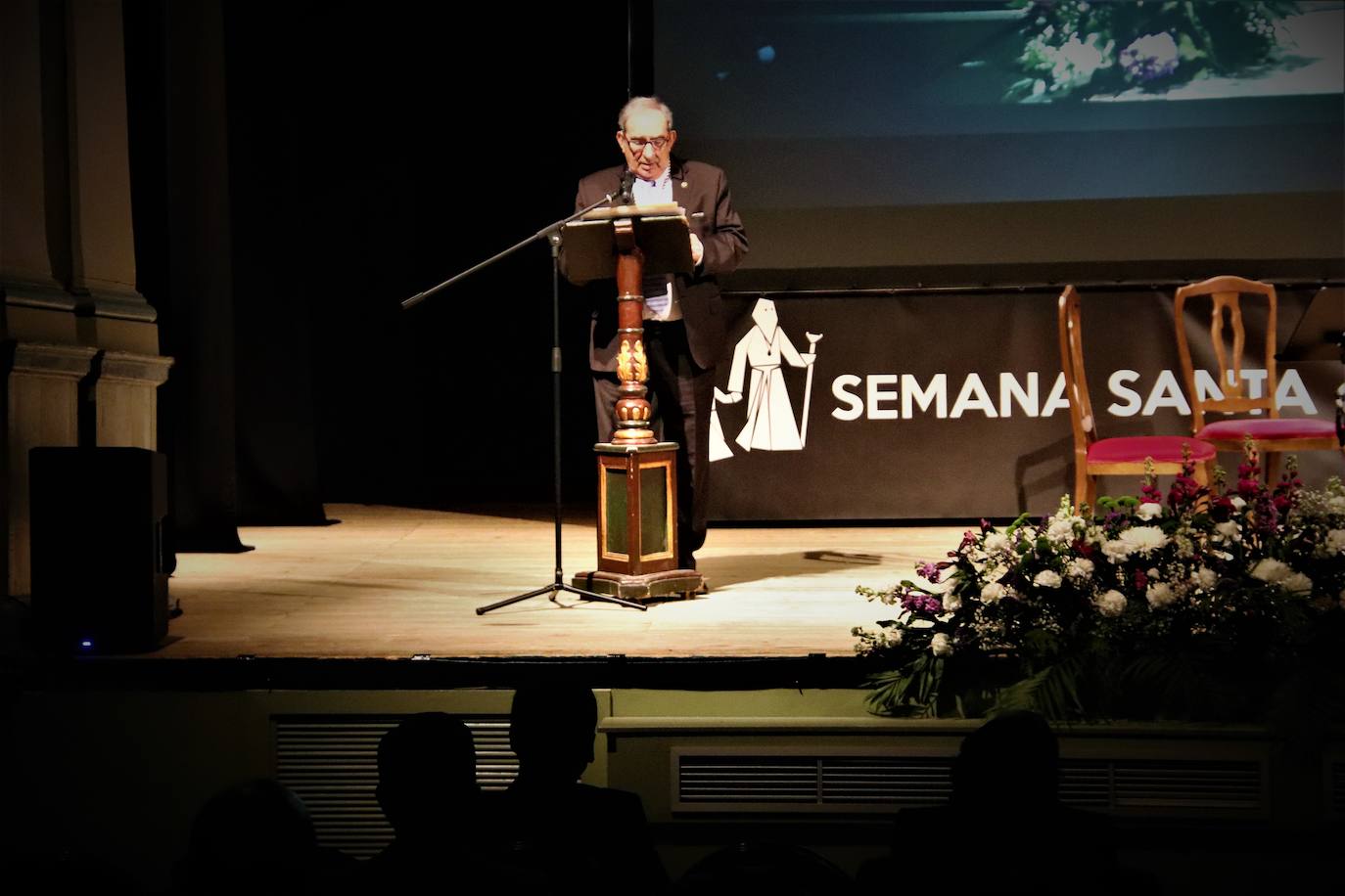 Fotos: Medina de Rioseco riende honor a sus pregoneros en la apertura de la Semana Santa 2021