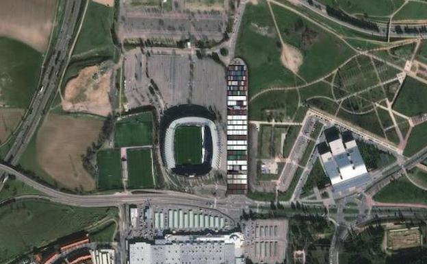 Junto al estadio José Zorrilla. 
