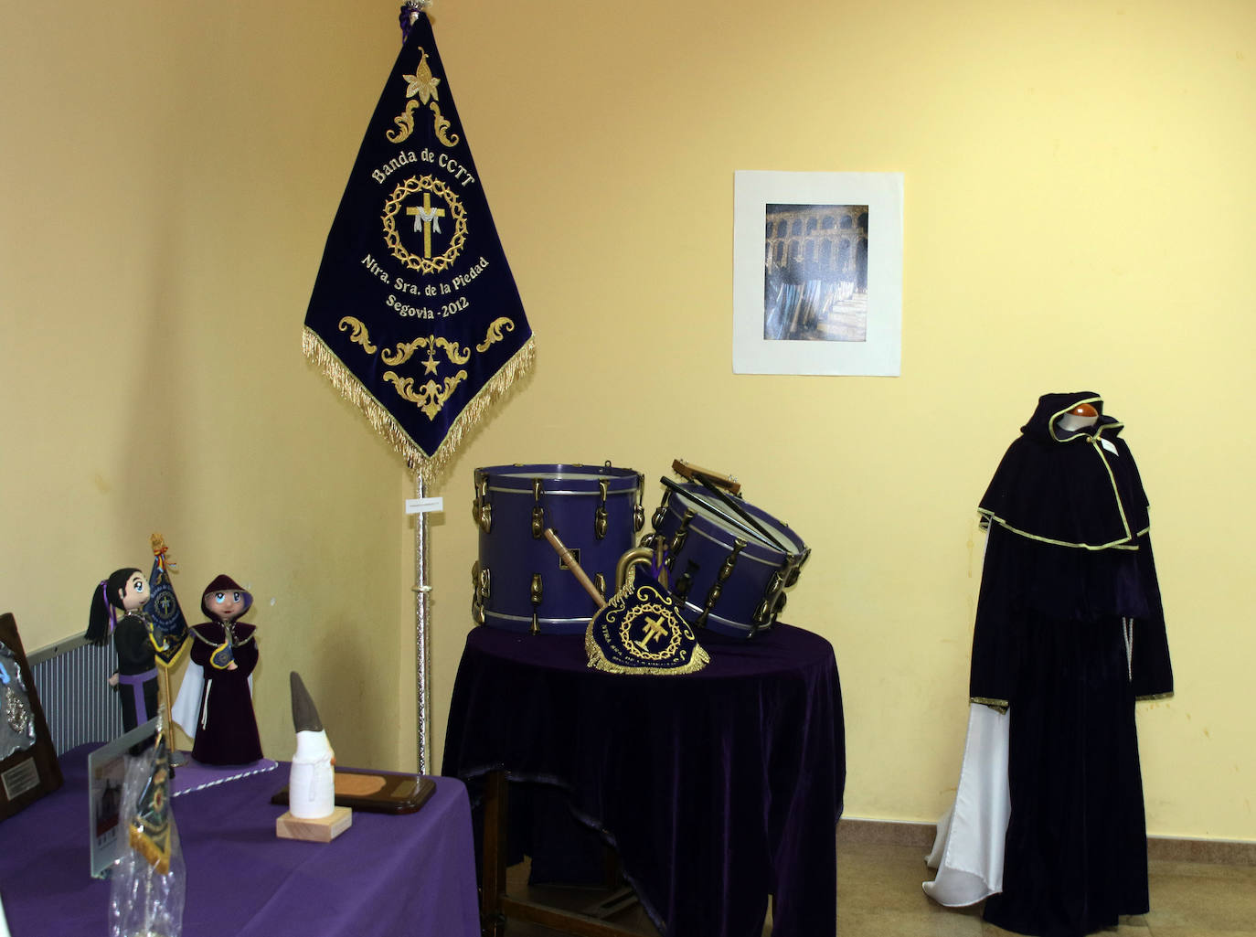 Exposición de la cofradia de Nuestra Señora de la Piedad