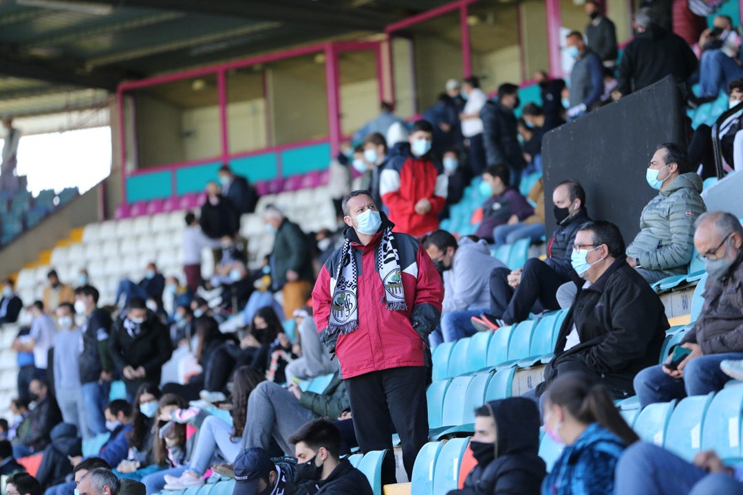 Aficionados del Salamanca en el Helmántico