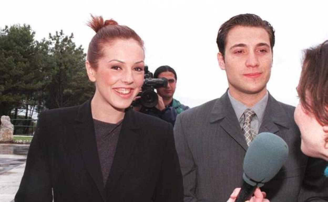 Rocío Carrasco y Antonio David Flores, en una imagen de archivo de cuando eran pareja en 1998. 