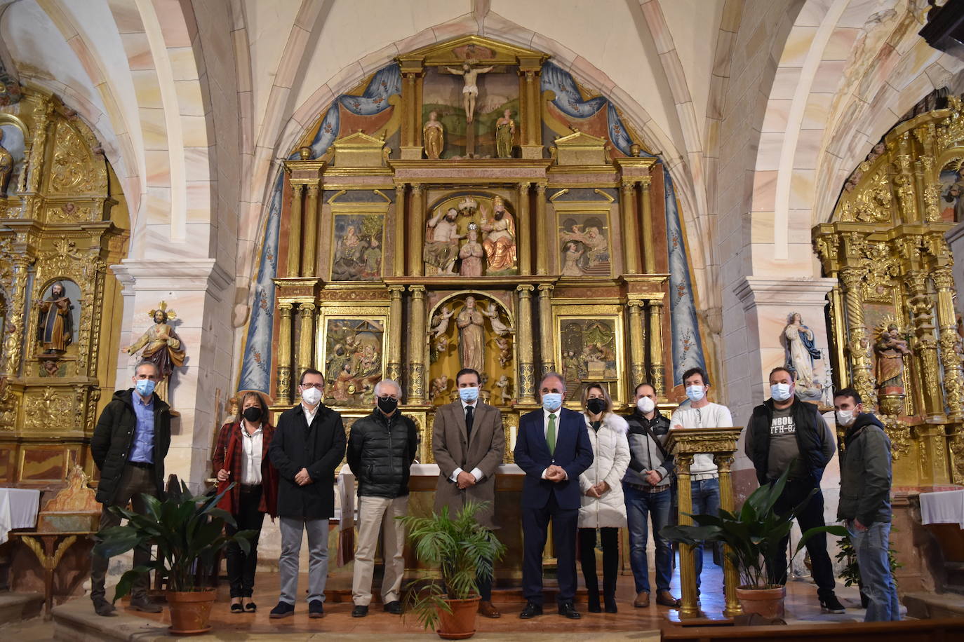 Fotos: La iglesia de Barrio de Santa María luce restaurada