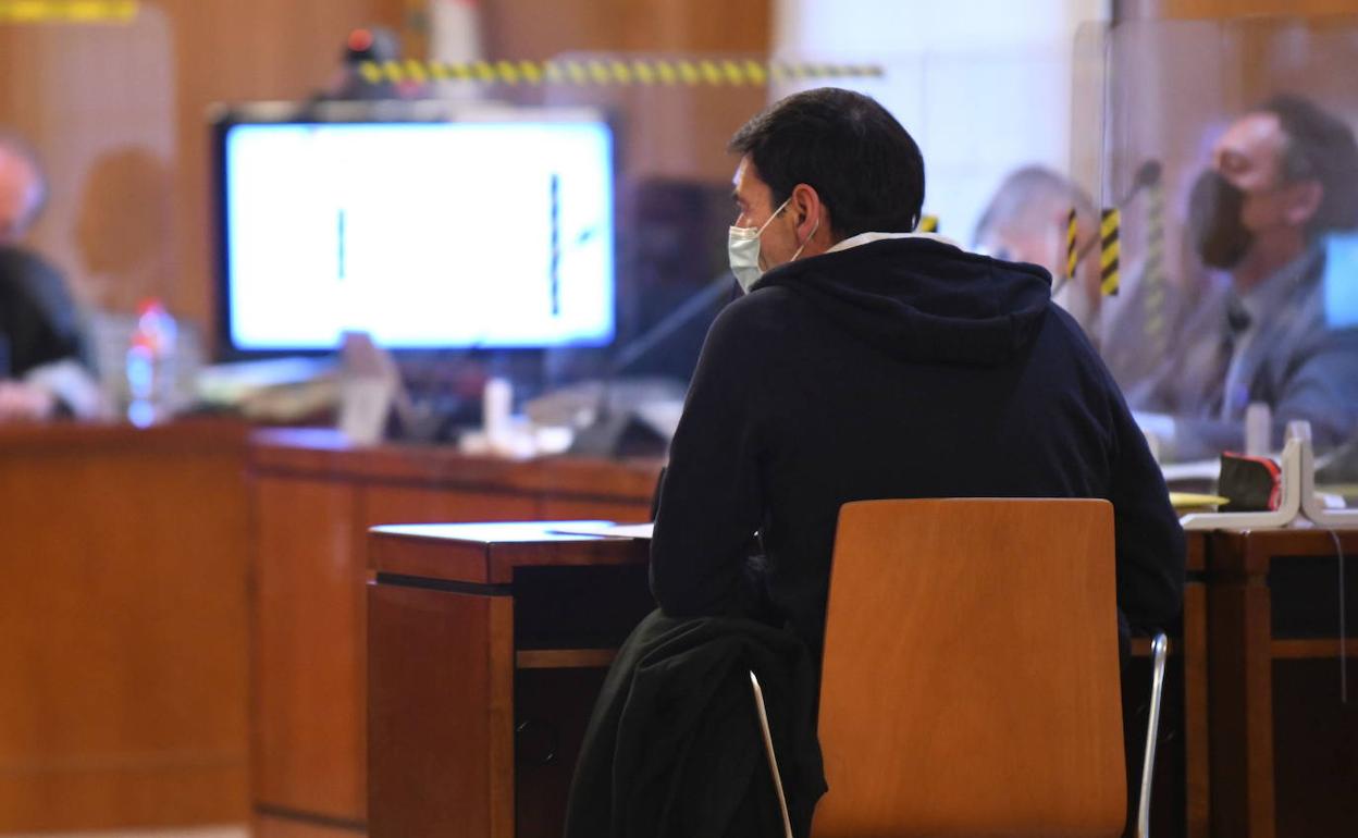 El expresidente de Asaja, Lino Rodríguez, declarando en el proceso judicial por la 'operación Cebada' el pasado febrero