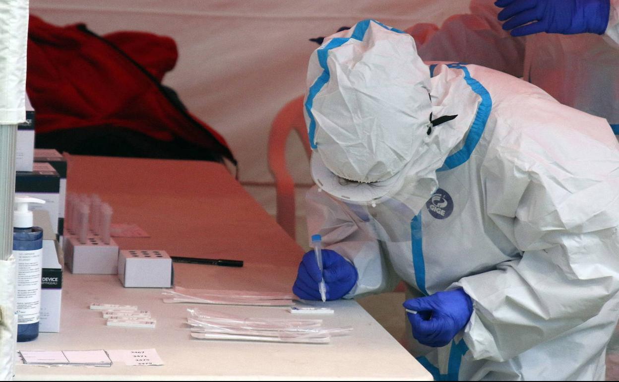 Realización de pruebas PCR durante la pandemia en un cribado que se hizo en enero en Cantalejo. 