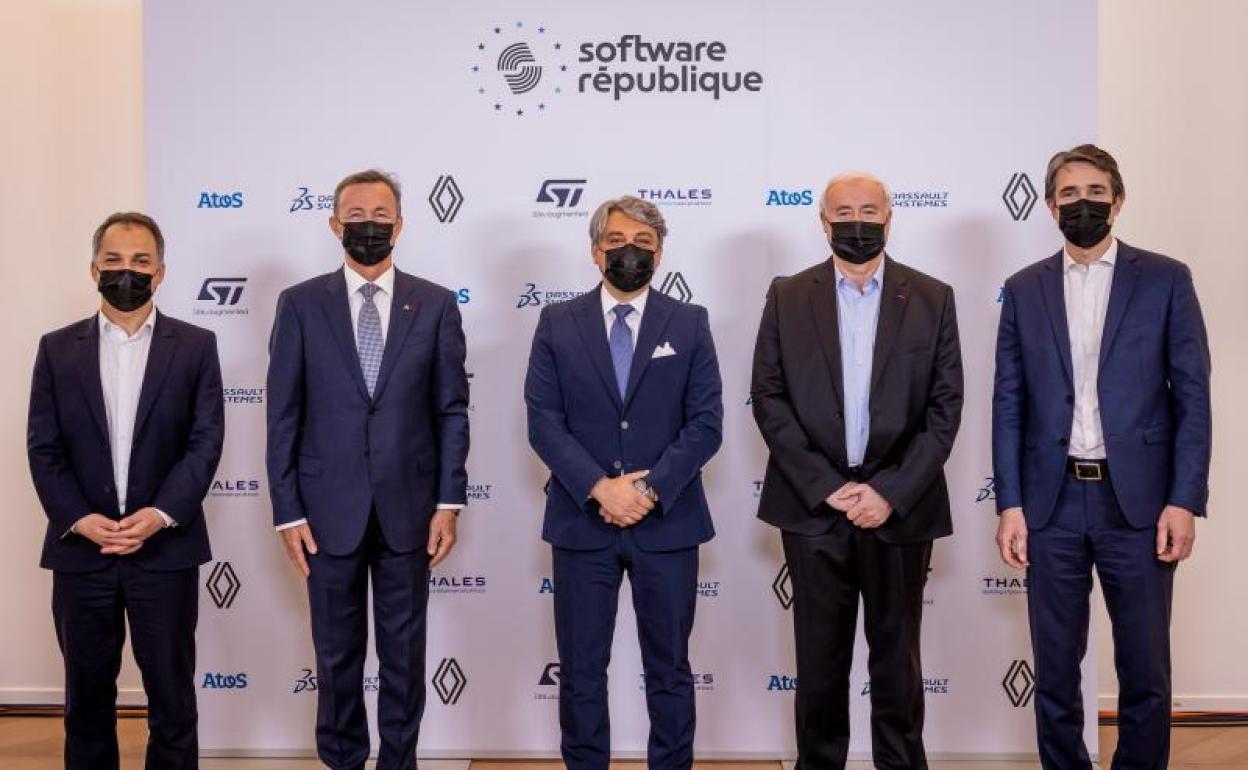 Elie Girard, Bernard Charlès, Luca de Meo, Jean-Marc Chery y Patrice Caine, directores generales de Atos, Dassault Systèmes, Grupo Renault, STMicroelectronics y Thales respectivamente. 