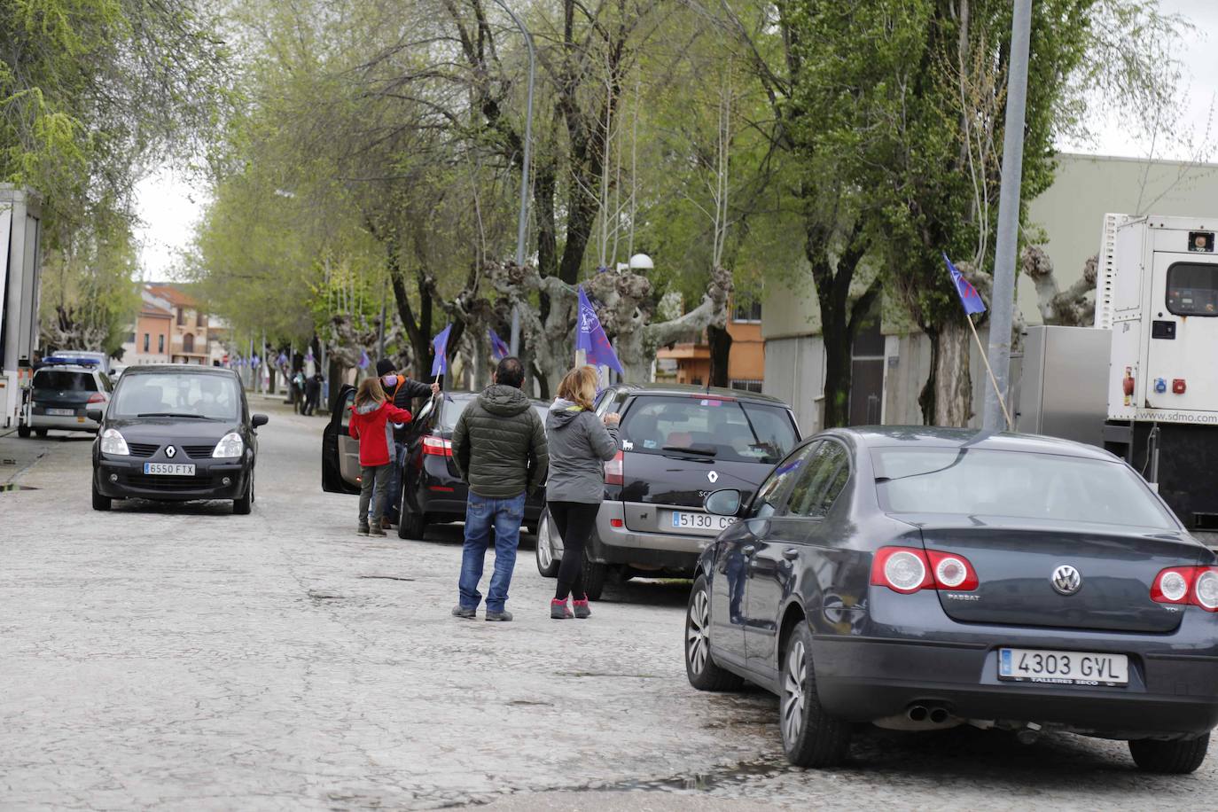 Los coches se echan a la calle para reivindicar la Autovía del Duero. 