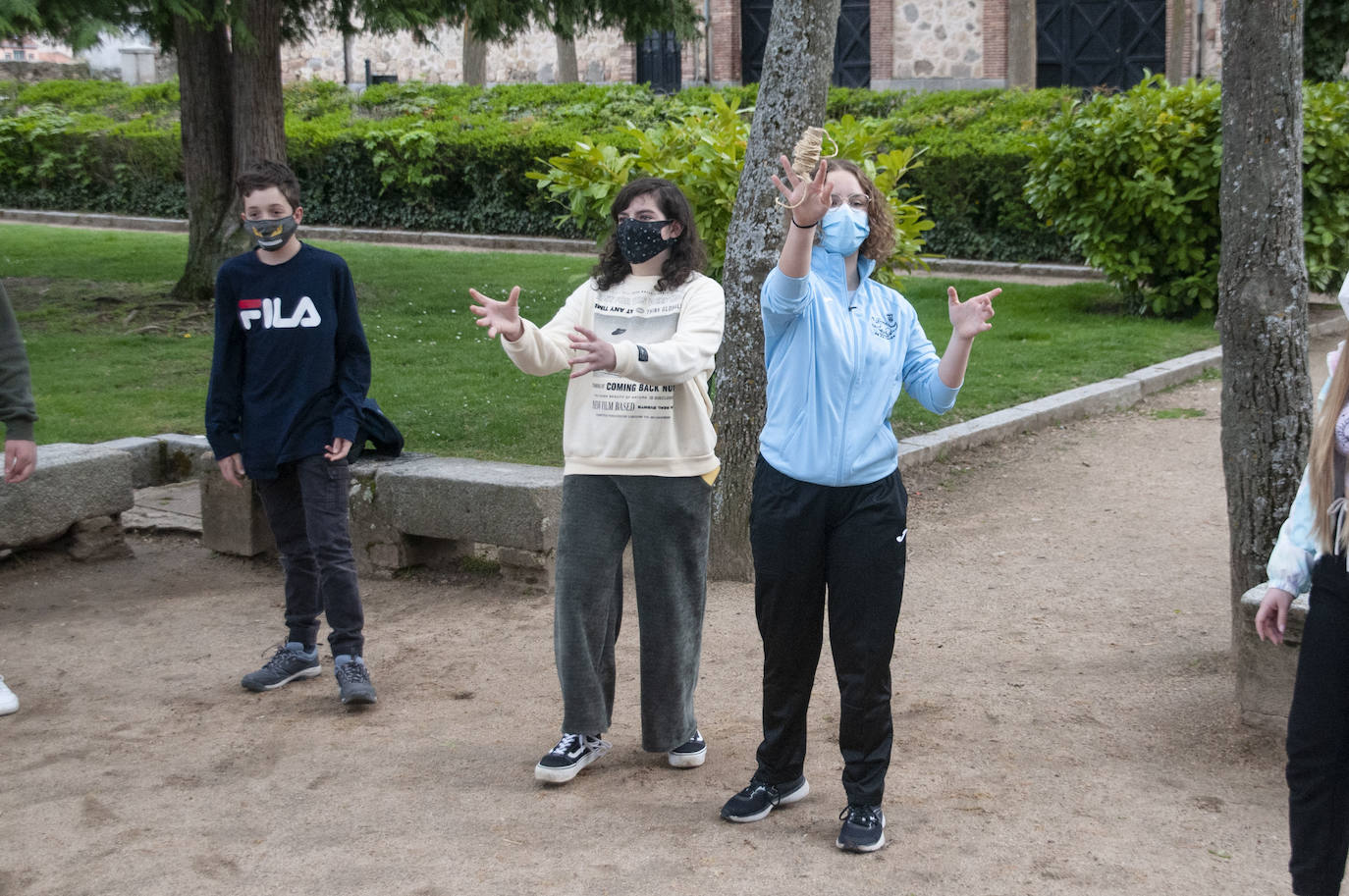 Actividades realizadas este sábado por la tarde en el jardín de los Zuloaga.